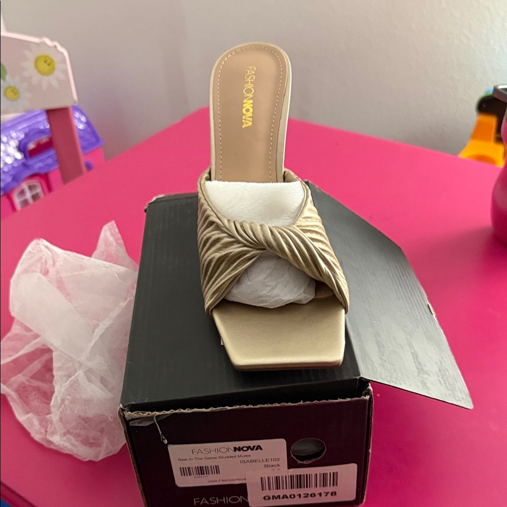 Fashion Nova Gold mule Heels